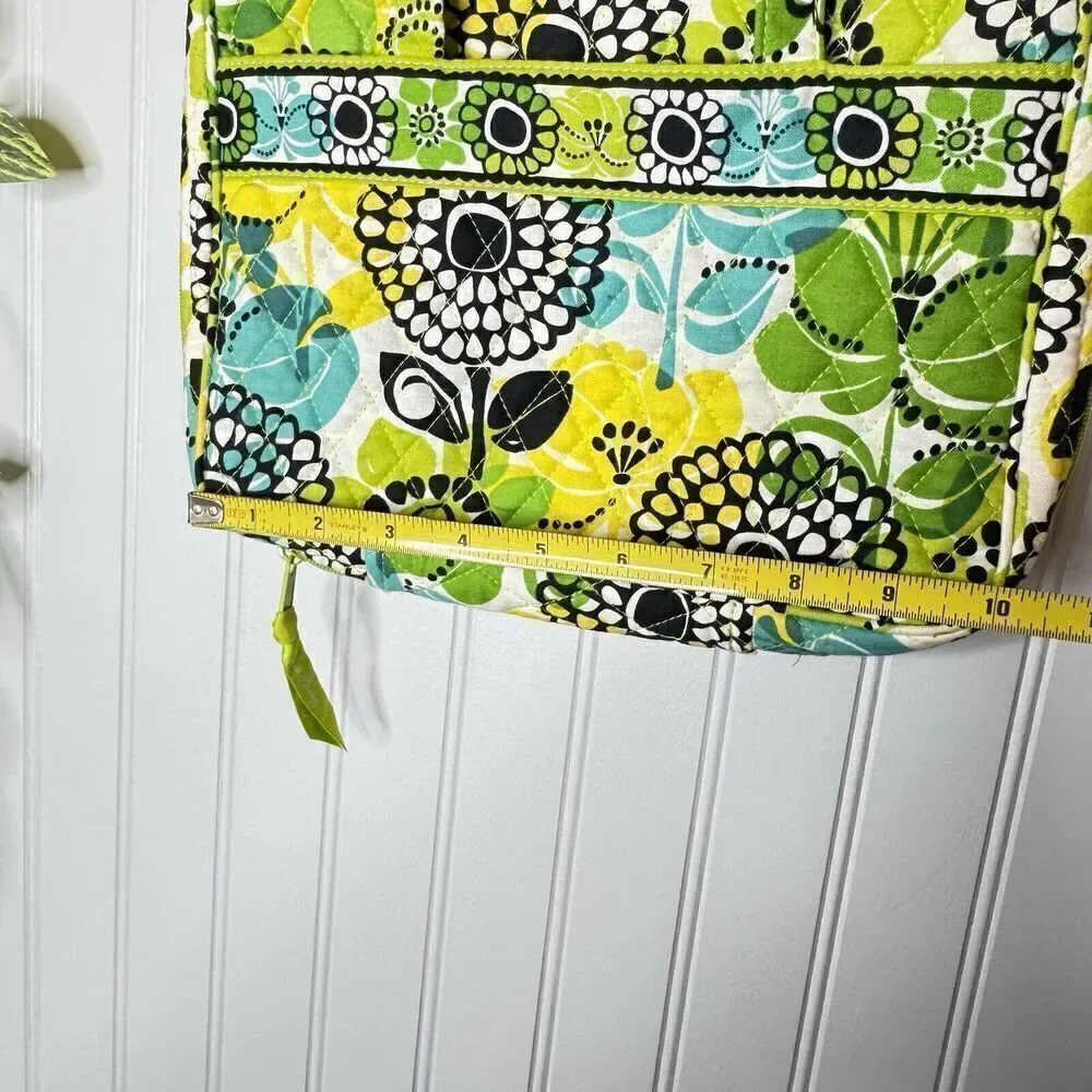 VERA BRADLEY Lime's Limes Up Good Book Bible Cover Floral Green Yellow Teal